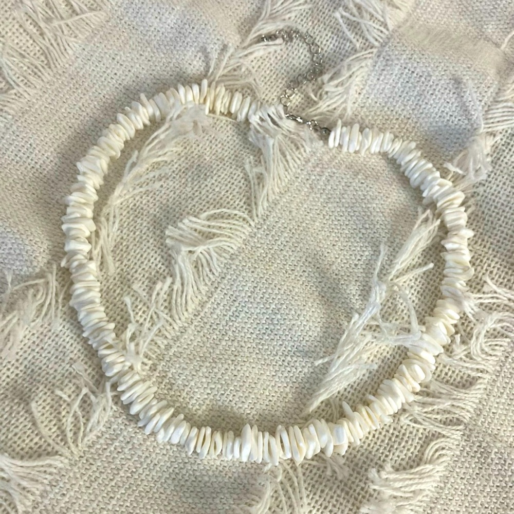 New Puka Shell Necklace White